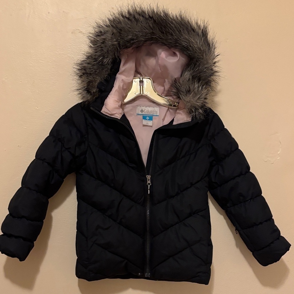 Columbia Black Puffer Jacket with Faux Fur Hood